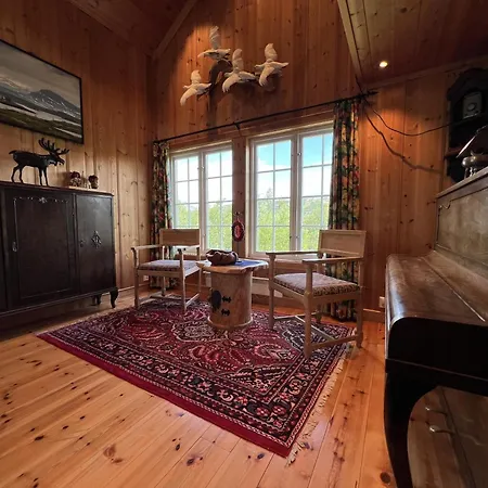 Сasa de vacaciones Grand Log With Fireplace And 12-14 Beds *