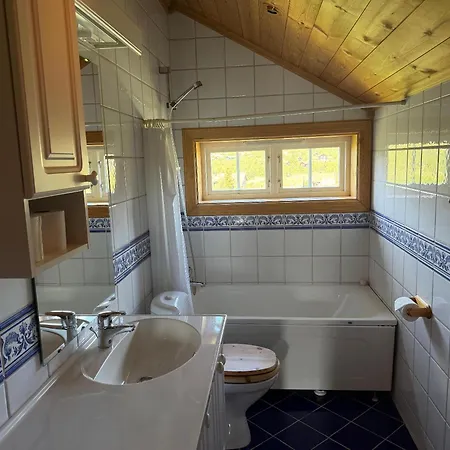 Grand Log With Fireplace And 12-14 Beds * Beitostolen