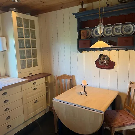 Feriehus Grand Log With Fireplace And 12-14 Beds