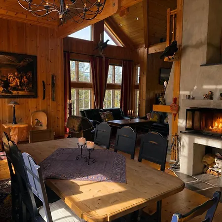 Grand Log With Fireplace And 12-14 Beds * Beitostolen