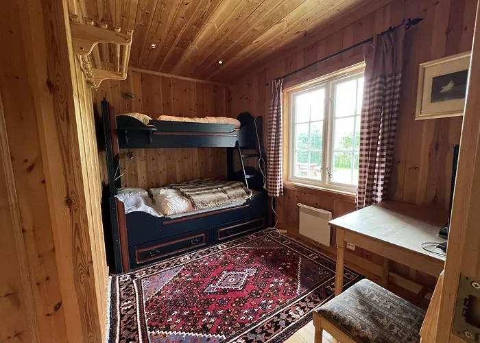 Grand Log With Fireplace And 12-14 Beds Сasa de vacaciones *