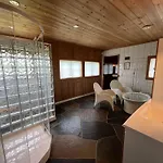 Grand Log With Fireplace And 12-14 Beds Dom wakacyjny *