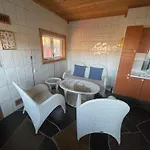 Dom wakacyjny Grand Log With Fireplace And 12-14 Beds Beitostolen