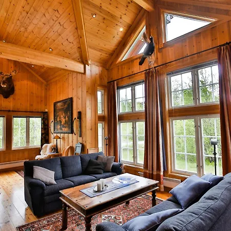 Chaleter Grand Log With Fireplace And 12-14 Beds Beitostolen
